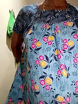 Snapshot of TeluguammayiMahi chatting on February 5, 2026, 9:14 am TeluguammayiMahi online show from February 5, 2026, 9:14 am