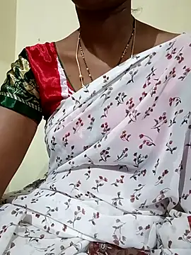 Snapshot of TeluguammayiMahi chatting on February 26, 2026, 6:18 pm TeluguammayiMahi online show from February 26, 2026, 6:18 pm