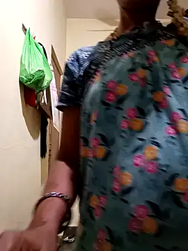 Snapshot of TeluguammayiMahi chatting on March 5, 2026, 11:34 pm TeluguammayiMahi online show from March 5, 2026, 11:34 pm