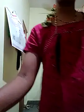 Snapshot of TeluguammayiMahi chatting on March 7, 2026, 1:08 pm TeluguammayiMahi online show from March 7, 2026, 1:08 pm