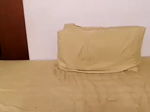 Snapshot of Cute_Piper99x chatting on March 1, 2025, 11:37 pm Cute Piper99x online show from March 1, 2025, 11:37 pm