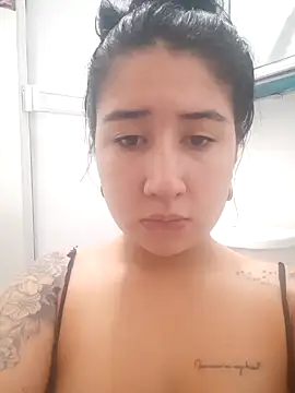 Tu nubecita online show from February 4, 2025, 1:06 pm