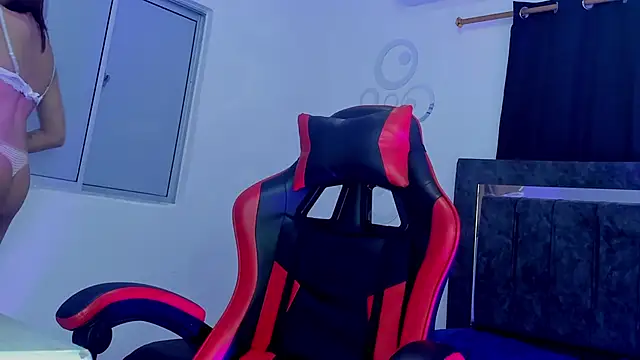 Nicol TransGirl online show from September 14, 2025, 2:33 am