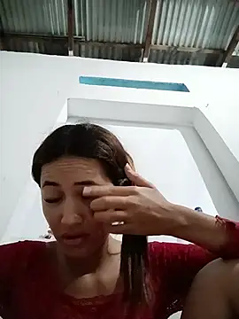 Snapshot of -Nicol chatting on November 20, 2025, 10:04 am -Nicol online show from November 20, 2025, 10:04 am