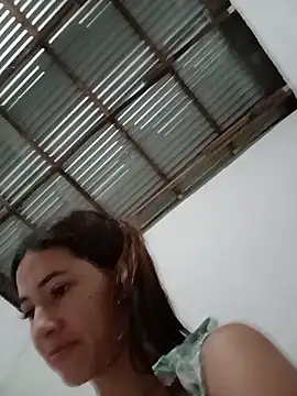 Snapshot of -Nicol chatting on November 24, 2025, 10:04 am -Nicol online show from November 24, 2025, 10:04 am