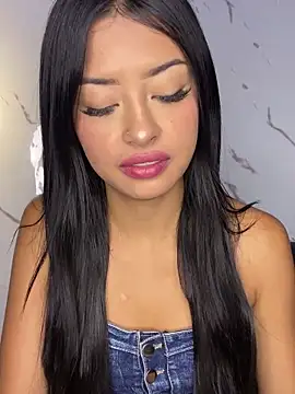 Snapshot of Miss_karol chatting on March 2, 2025, 5:25 pm Miss karol online show from March 2, 2025, 5:25 pm