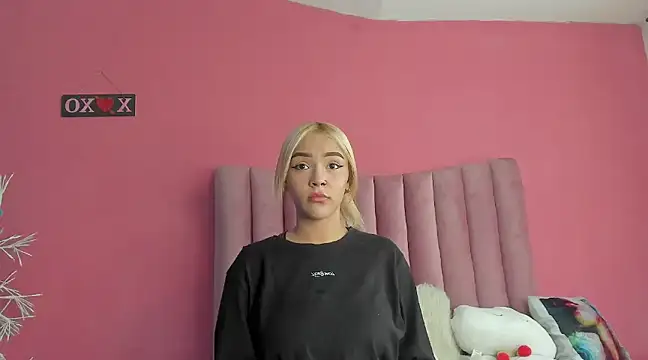 Snapshot of asami_kimi chatting on January 27, 2025, 1:41 pm asami kimi online show from January 27, 2025, 1:41 pm