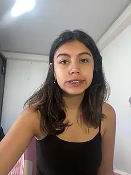 Snapshot of LiLy_kIndly chatting on February 8, 2026, 1:47 pm LiLy kIndly online show from February 8, 2026, 1:47 pm