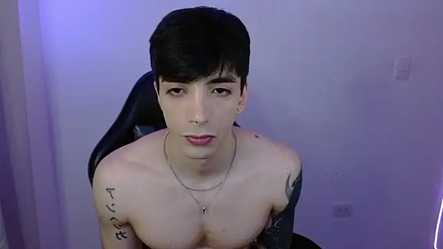 Snapshot of H3ll_B0I chatting on February 25, 2026, 12:20 am H3ll B0I online show from February 25, 2026, 12:20 am