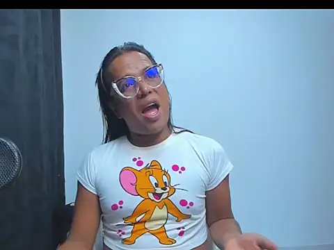 Snapshot of monsterdickcessy_22cm chatting on January 28, 2025, 1:38 pm monsterdickcessy 22cm online show from January 28, 2025, 1:38 pm