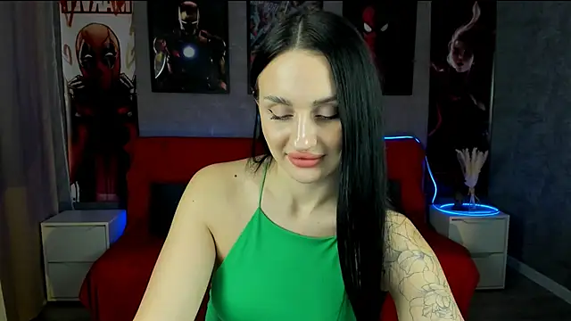 Snapshot of EmiliaBeynard chatting on February 9, 2025, 5:01 pm EmiliaBeynard online show from February 9, 2025, 5:01 pm