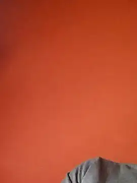 Milankure111 online show from February 5, 2025, 6:24 am