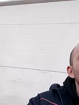 Milankure111 online show from February 7, 2025, 9:05 am