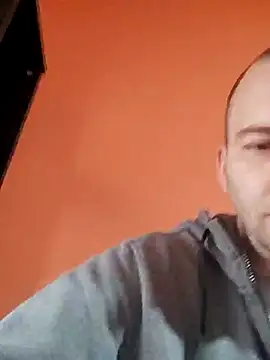 Milankure111 online show from February 10, 2025, 8:09 am