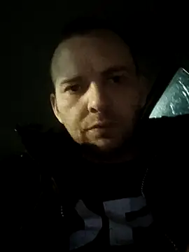 Milankure111 online show from February 19, 2025, 9:25 pm