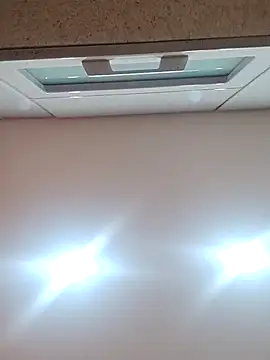 Milankure111 online show from February 21, 2025, 6:40 am