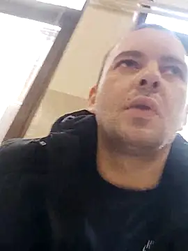 Milankure111 online show from February 25, 2025, 5:15 pm