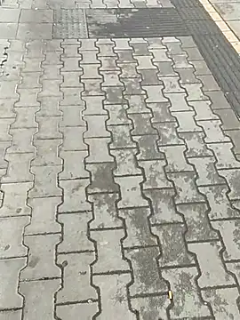 Milankure111 online show from February 28, 2025, 11:25 am