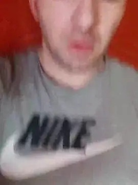 Milankure111 online show from March 14, 2025, 9:24 am