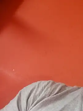 Milankure111 online show from March 14, 2025, 12:29 pm