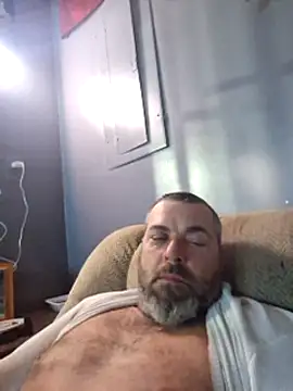 Snapshot of thickdaddy2982 chatting on January 26, 2025, 4:20 am thickdaddy2982 online show from January 26, 2025, 4:20 am