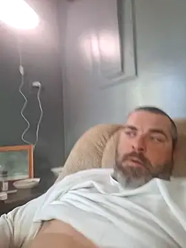 Snapshot of thickdaddy2982 chatting on January 26, 2025, 2:41 pm thickdaddy2982 online show from January 26, 2025, 2:41 pm
