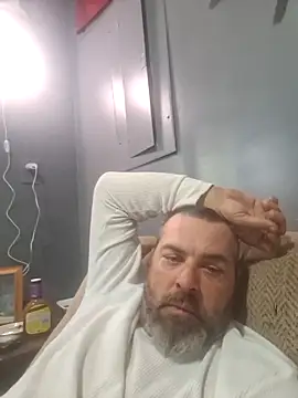 Snapshot of thickdaddy2982 chatting on January 26, 2025, 10:24 pm thickdaddy2982 online show from January 26, 2025, 10:24 pm