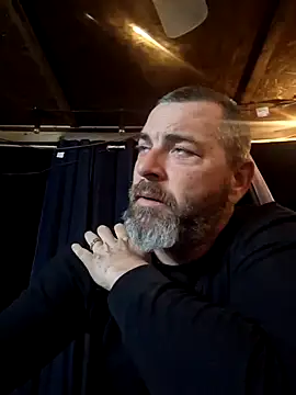 Snapshot of thickdaddy2982 chatting on January 28, 2025, 1:50 am thickdaddy2982 online show from January 28, 2025, 1:50 am