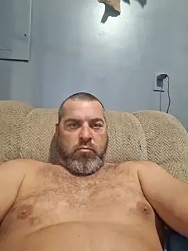 Snapshot of thickdaddy2982 chatting on February 12, 2025, 2:35 am thickdaddy2982 online show from February 12, 2025, 2:35 am