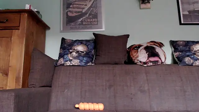 Snapshot of Astrid-Gilbert chatting on January 29, 2025, 3:15 pm Astrid-Gilbert online show from January 29, 2025, 3:15 pm