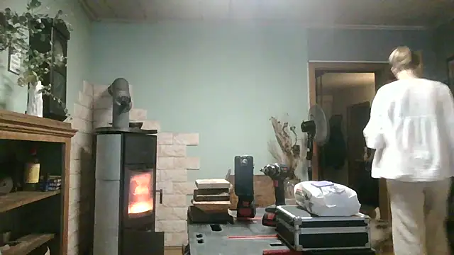 Snapshot of Astrid-Gilbert chatting on December 19, 2025, 7:54 pm Astrid-Gilbert online show from December 19, 2025, 7:54 pm