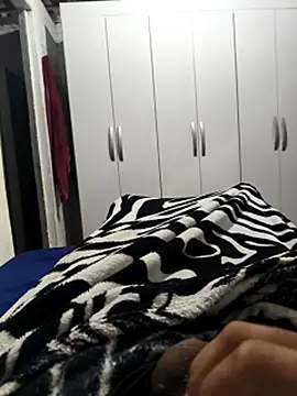 Snapshot of Vandre1235 chatting on October 3, 2025, 1:35 am Vandre1235 online show from October 3, 2025, 1:35 am