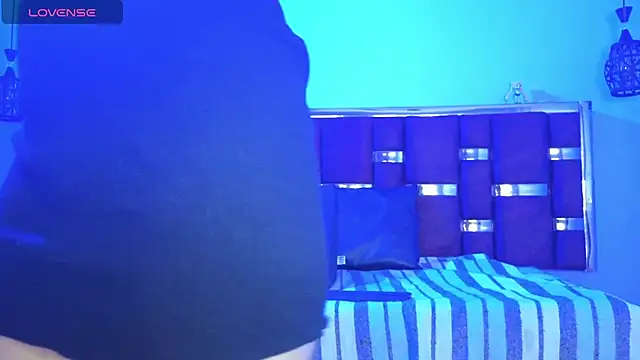 Snapshot of emily_fox_3 chatting on February 26, 2025, 11:41 am emily fox 3 online show from February 26, 2025, 11:41 am