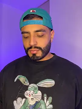 Snapshot of LeandroRusso chatting on September 27, 2025, 4:06 am LeandroRusso online show from September 27, 2025, 4:06 am