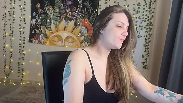 Snapshot of SweetyKatherine chatting on October 18, 2025, 6:37 am SweetyKatherine online show from October 18, 2025, 6:37 am