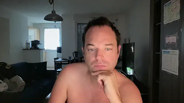 Snapshot of Funnyjul31 chatting on November 24, 2025, 11:10 am Funnyjul31 online show from November 24, 2025, 11:10 am