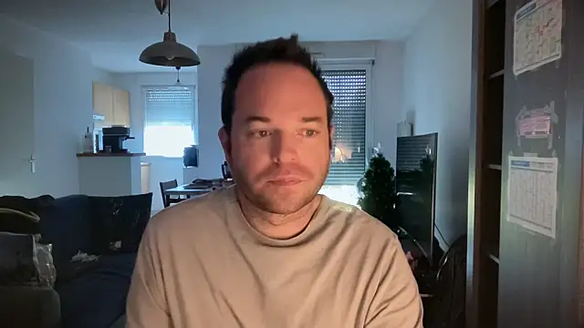 Snapshot of Funnyjul31 chatting on November 27, 2025, 10:39 am Funnyjul31 online show from November 27, 2025, 10:39 am