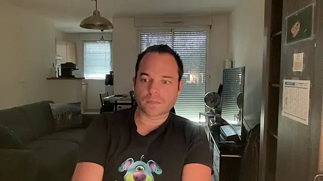 Snapshot of Funnyjul31 chatting on February 1, 2026, 1:42 pm Funnyjul31 online show from February 1, 2026, 1:42 pm