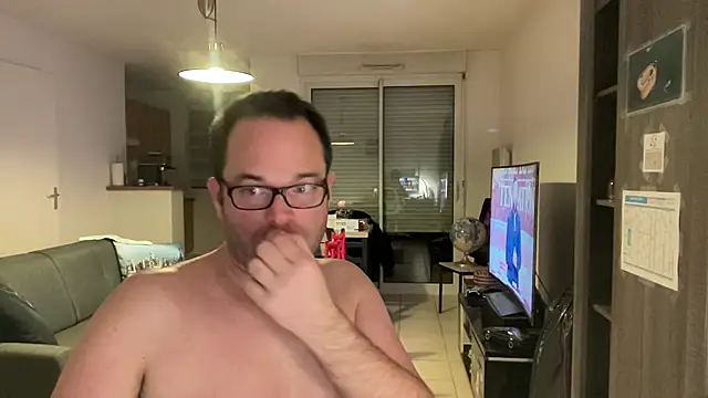 Snapshot of Funnyjul31 chatting on February 3, 2026, 5:51 pm Funnyjul31 online show from February 3, 2026, 5:51 pm