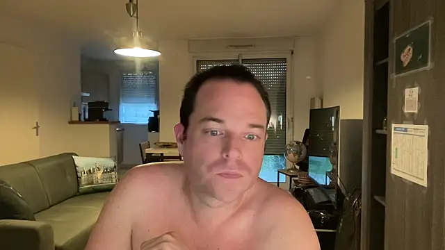 Snapshot of Funnyjul31 chatting on February 4, 2026, 4:57 pm Funnyjul31 online show from February 4, 2026, 4:57 pm