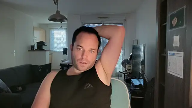 Snapshot of Funnyjul31 chatting on February 7, 2026, 3:05 pm Funnyjul31 online show from February 7, 2026, 3:05 pm