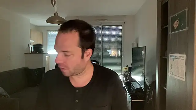 Snapshot of Funnyjul31 chatting on February 20, 2026, 2:39 pm Funnyjul31 online show from February 20, 2026, 2:39 pm