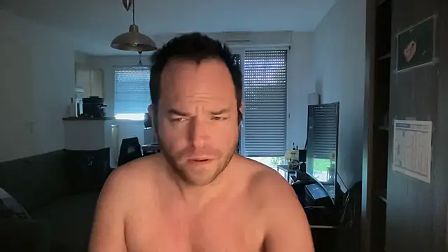 Snapshot of Funnyjul31 chatting on February 21, 2026, 10:16 am Funnyjul31 online show from February 21, 2026, 10:16 am