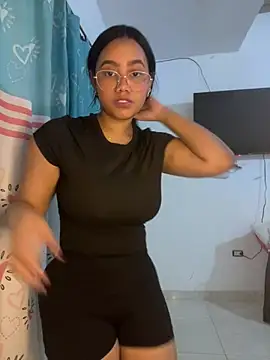 Snapshot of my_cam chatting on January 17, 2026, 2:05 am my cam online show from January 17, 2026, 2:05 am