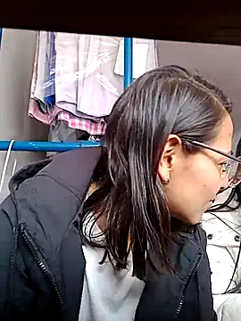 Snapshot of bri_ali chatting on February 3, 2025, 7:00 pm bri ali online show from February 3, 2025, 7:00 pm