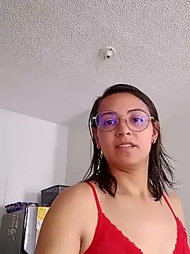 Snapshot of bri_ali chatting on February 8, 2025, 3:00 pm bri ali online show from February 8, 2025, 3:00 pm