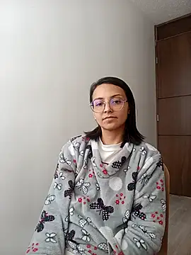 Snapshot of bri_ali chatting on March 22, 2025, 5:31 pm bri ali online show from March 22, 2025, 5:31 pm