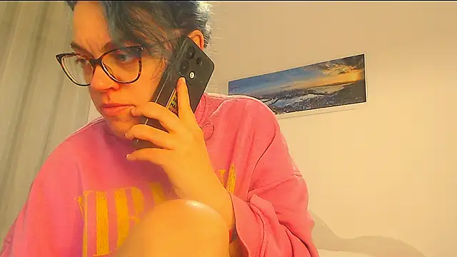Snapshot of Ju-Hot chatting on January 12, 2026, 5:51 pm Ju-Hot online show from January 12, 2026, 5:51 pm