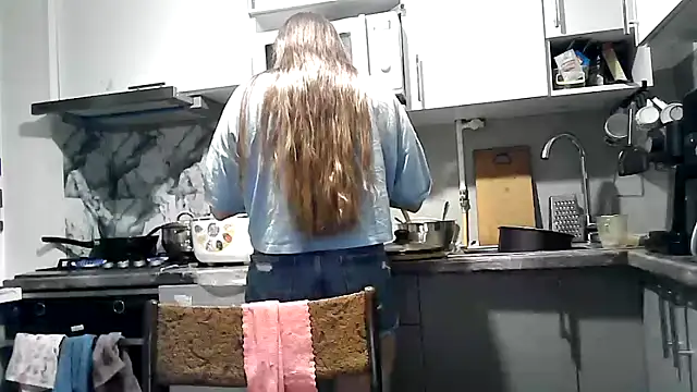 Misssweet s online show from December 2, 2025, 4:40 am