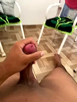 iauriwjkis online show from December 15, 2025, 6:12 pm